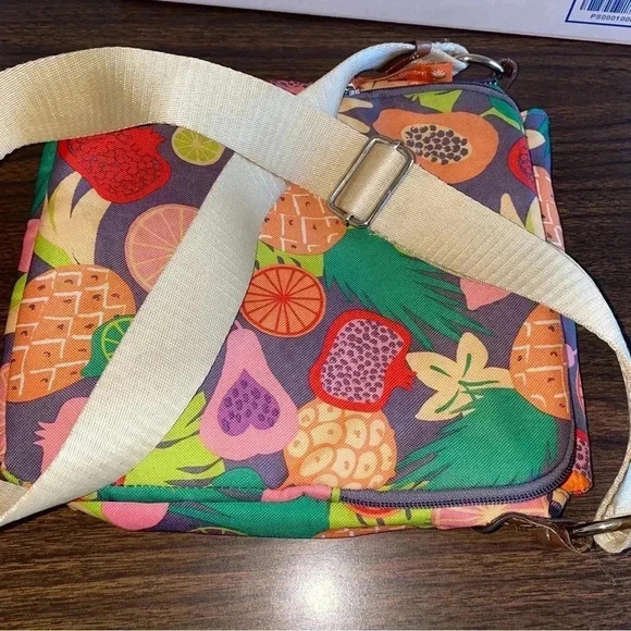 Lily Bloom Padded Shoulder Bag Pineapple Design - Picture 12 of 13